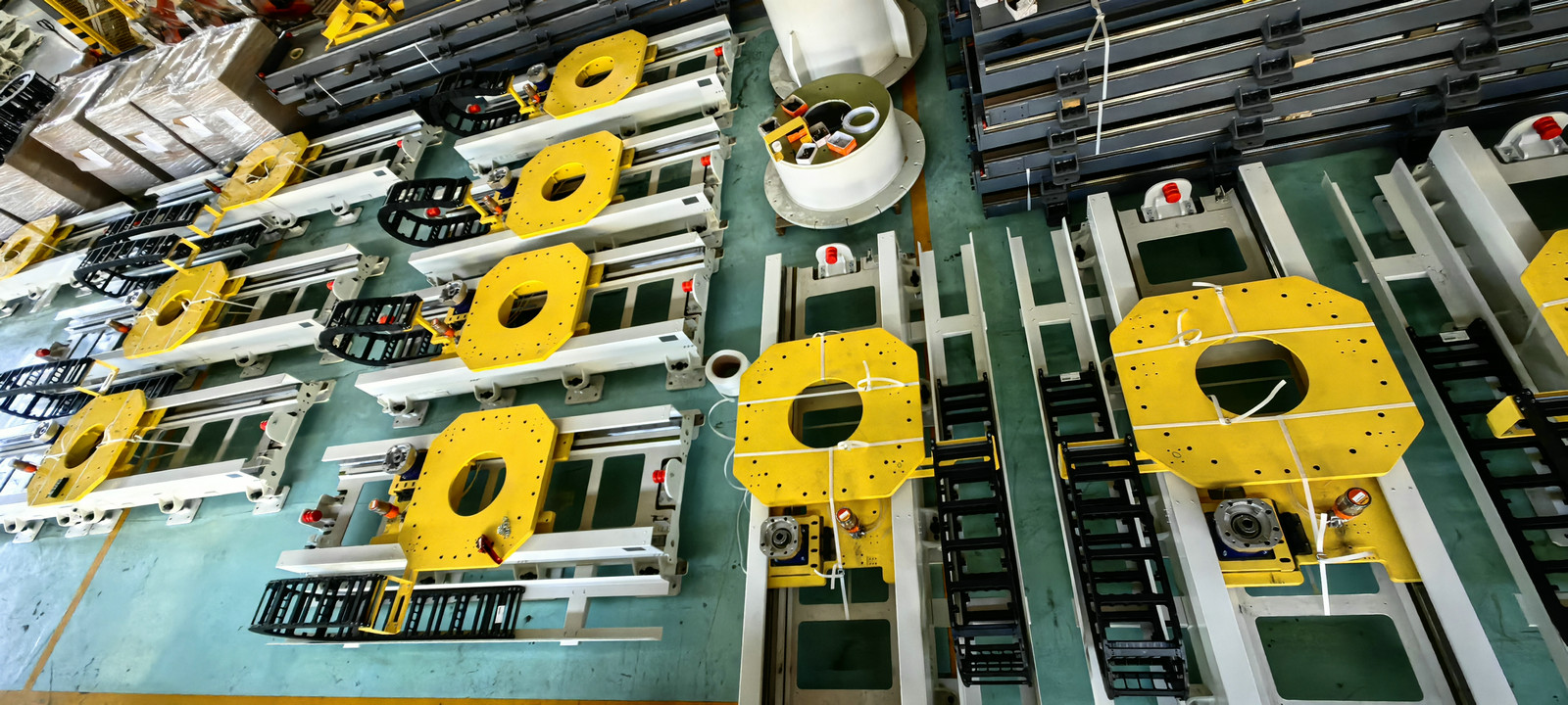 专注于工业机器人第七轴行走轨道和机器人焊接变位机及焊接工作站的研发、设计、生产、销售